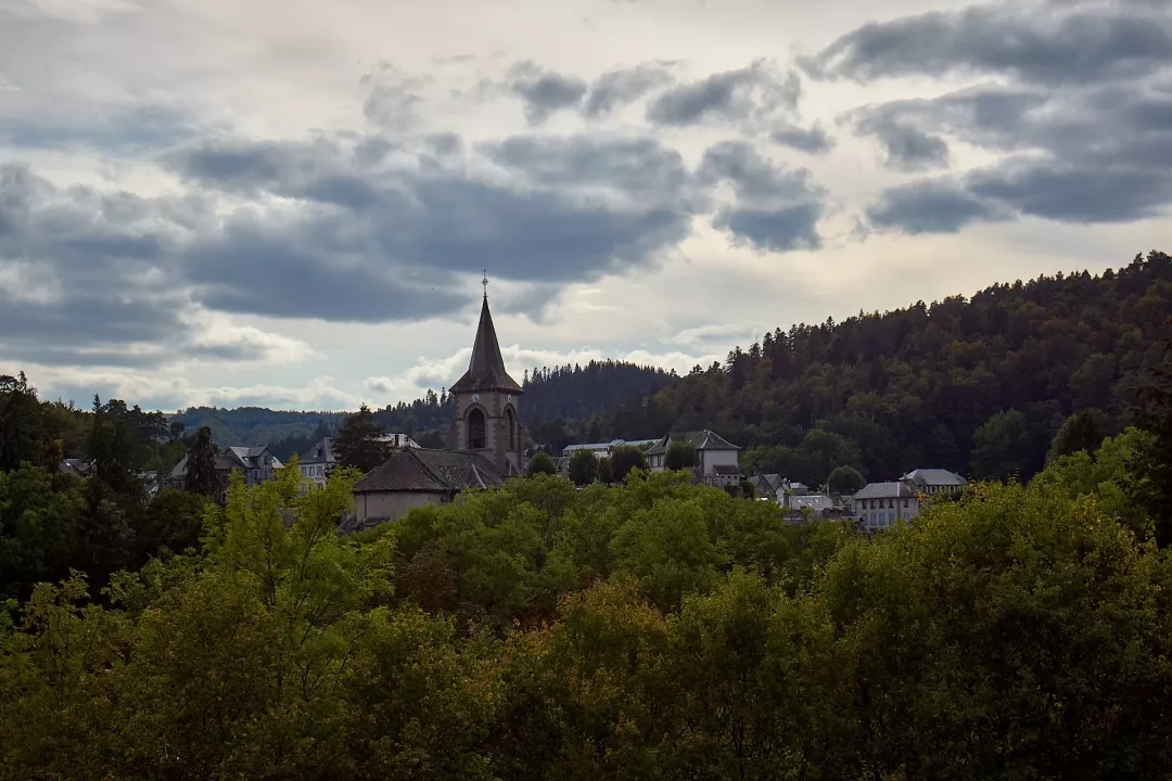 Murol-village