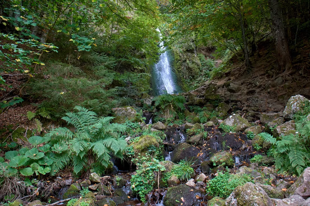 cascade-perouse-vallee-de-chaudefour