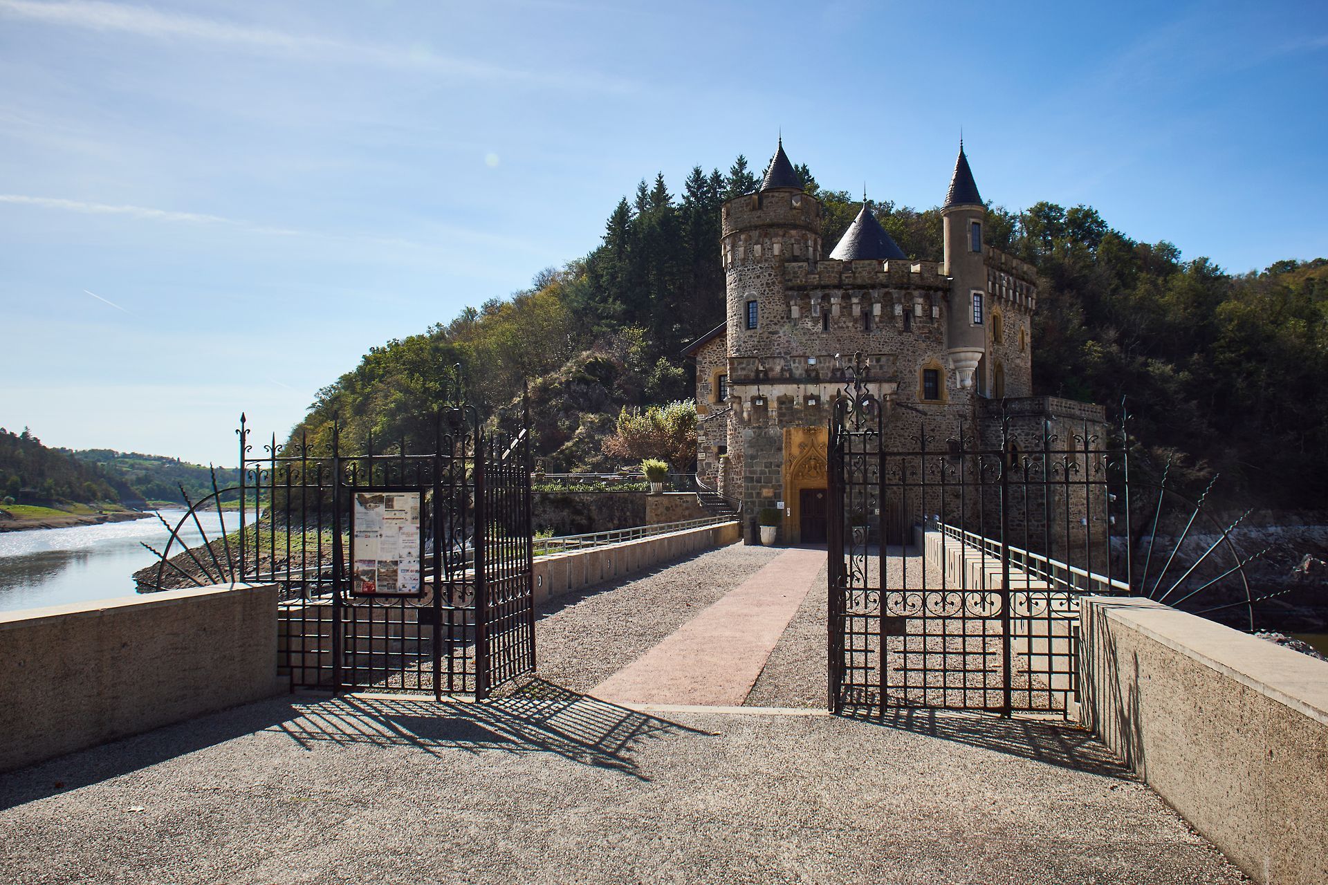 château-de-la-roche